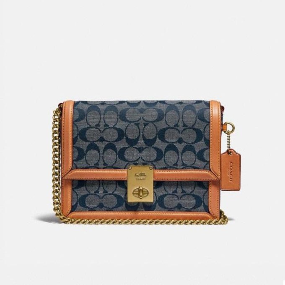 Coach Signature Hutton Shoulder bag